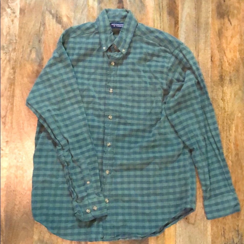 Roundtree & York Long Sleeve Button Down